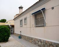 Resale - villa - Torrevieja