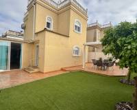 Resale - villa - Torrevieja