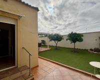 Resale - villa - Torrevieja
