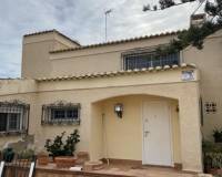 Resale - villa - Torrevieja