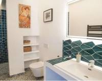 Resale - villa - Valencia