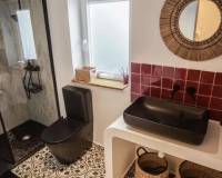 Resale - villa - Valencia