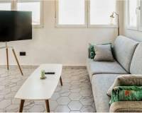 Resale - villa - Valencia