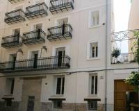 Resale - villa - Valencia