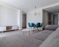 Resale - Wohnung - Arenales del Sol