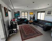 Resale - Wohnung - Cox