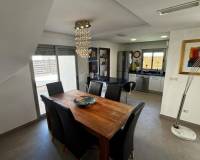 Resale - Wohnung - Cox