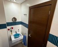 Resale - Wohnung - Cox