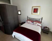 Resale - Wohnung - Cox