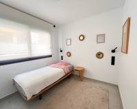 Resale - Wohnung - Guardamar del Segura - Urbanizaciones