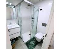 Resale - Wohnung - Las Filipinas