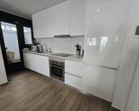 Resale - Wohnung - Orihuela Costa - La Zenia