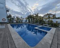 Resale - Wohnung - Orihuela Costa - La Zenia