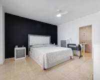 Resale - Wohnung - Torrevieja - Centro - Muelle Pesquero