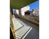 Resale - Wohnung - Torrevieja - Centro