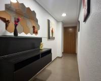 Resale - Wohnung - Torrevieja - Centro