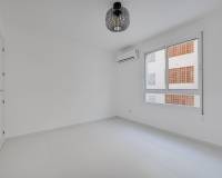 Resale - Wohnung - Torrevieja - Puerto