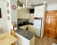 Resale - Wohnung - Torrevieja - Urbanización San Luis