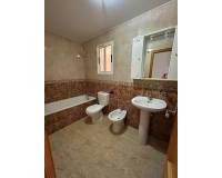 Venta - Apartamento - Los Montesinos - Centro