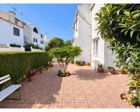 Venta - CASA ADOSADA - Torrevieja - Nueva Torrevieja