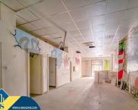 Venta - Commercial Unit - Torrevieja - Playa de los Locos