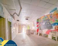 Venta - Commercial Unit - Torrevieja - Playa de los Locos