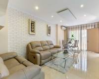 Venta - Terraced house / Townhouse - Torrevieja - Aguas Nuevas