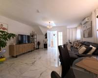 Venta - Terraced house / Townhouse - Torrevieja - El Acequión - Los Náufragos