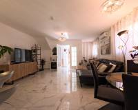 Venta - Terraced house / Townhouse - Torrevieja - El Acequión - Los Náufragos
