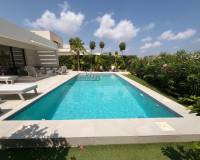 Venta - Villa independiente - Los Montesinos - La Herrada