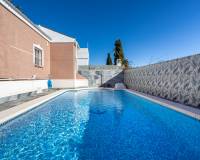 Venta - Villa independiente - Torrevieja - Urbanización San Luis