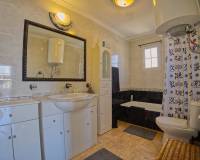 Venta - Villa independiente - Torrevieja
