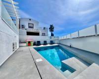 Venta - villa - San Miguel de Salinas - Las filipinas