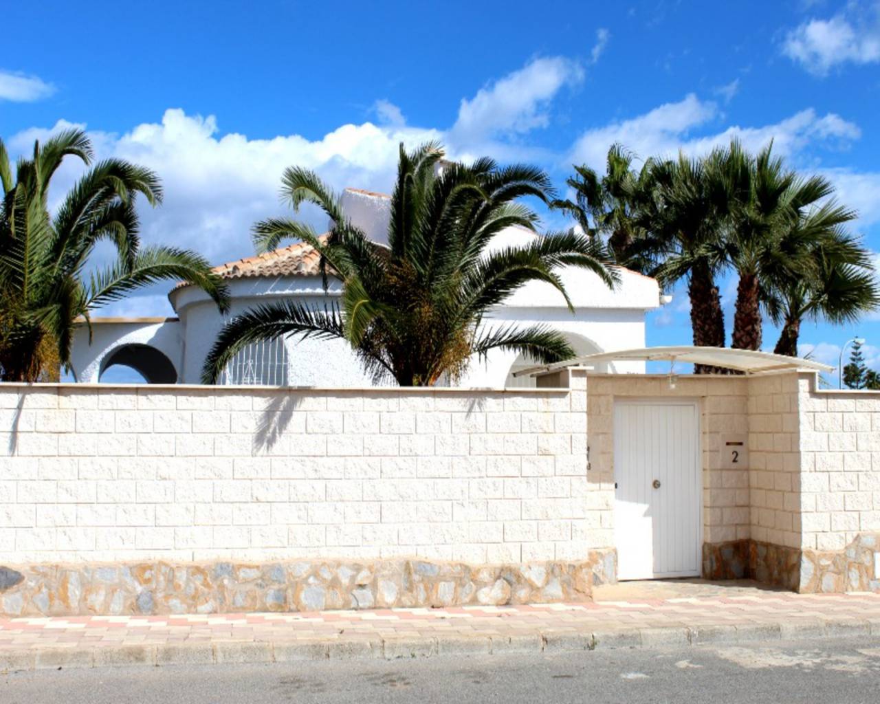 Villa / Doppelhaushälfte - Resale - Torrevieja - San Luis