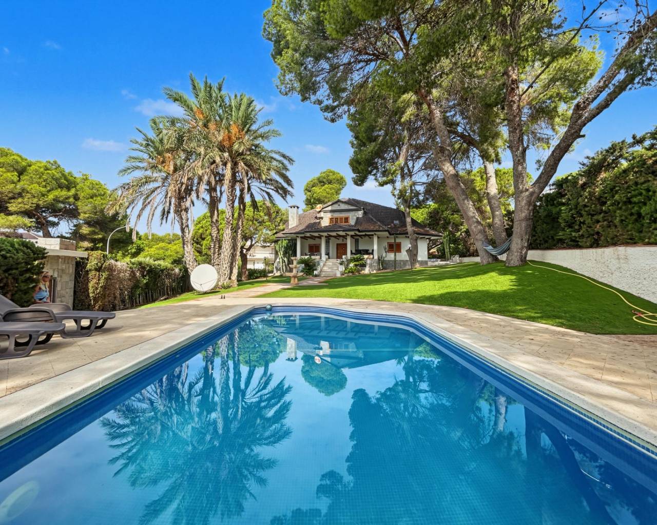 VILLA - Resale - Orihuela Costa - Campoamor