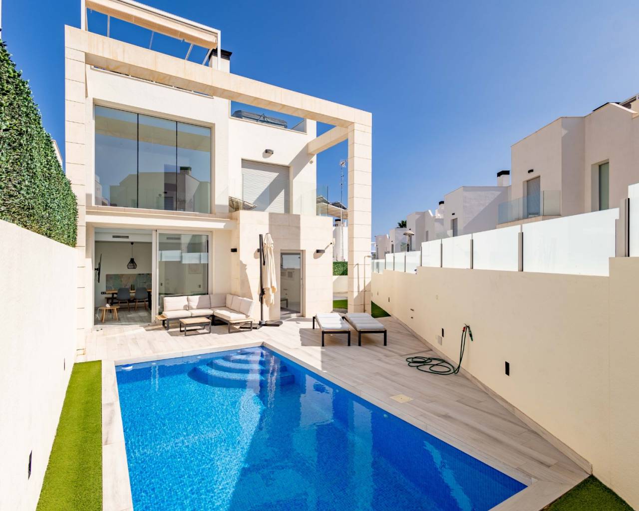 villa - Resale - Orihuela Costa - Lomas de Cabo Roig