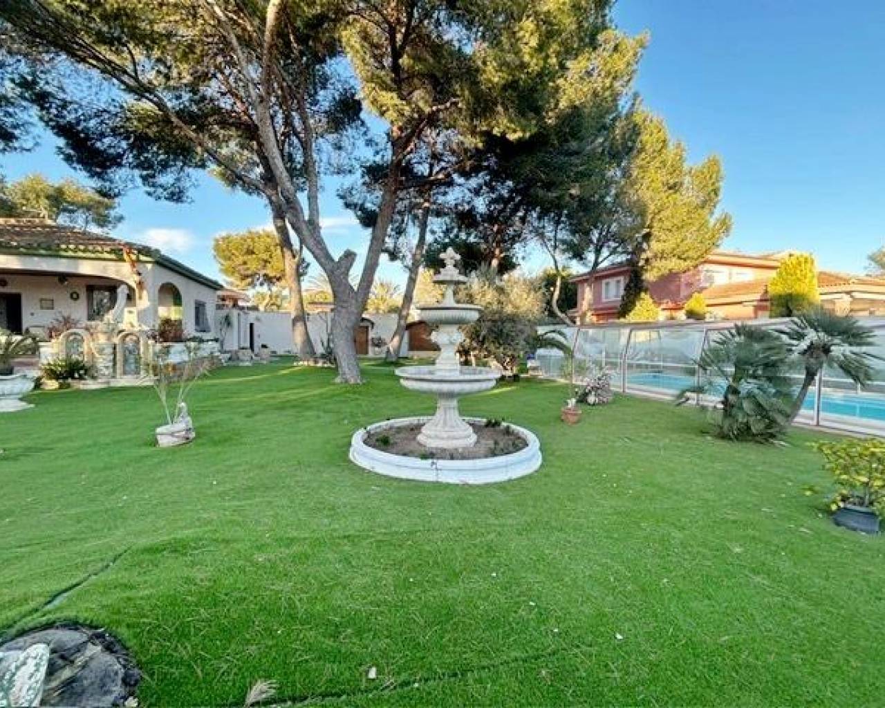 villa - Resale - Orihuela Costa - UI-28787