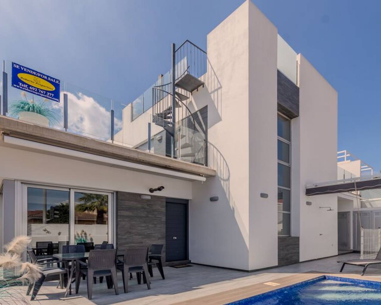 villa - Resale -  - RP-69357