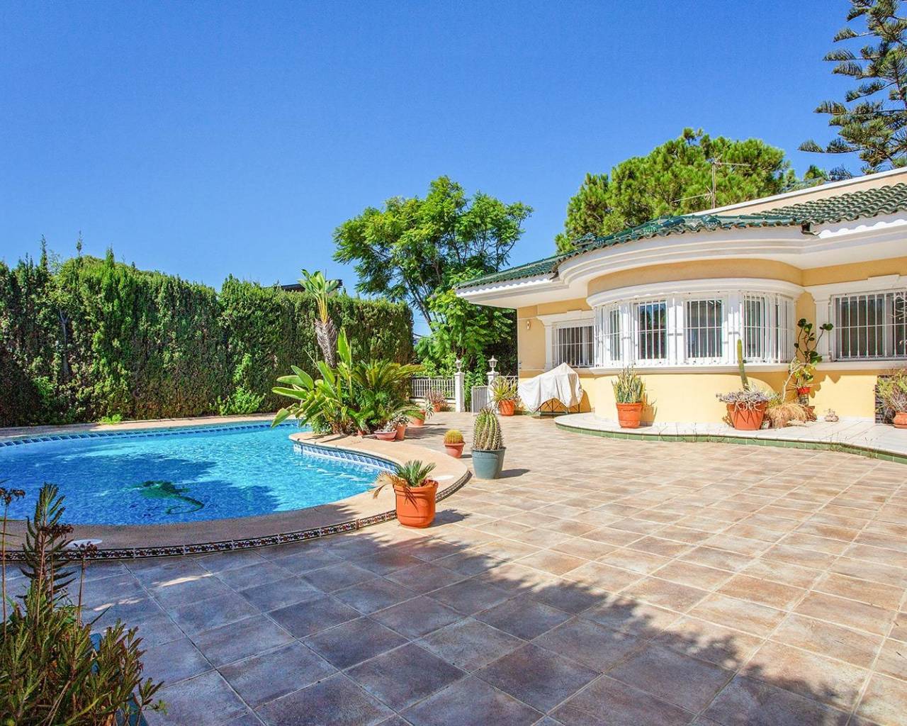 villa - Resale - Torrevieja - Torreta florida