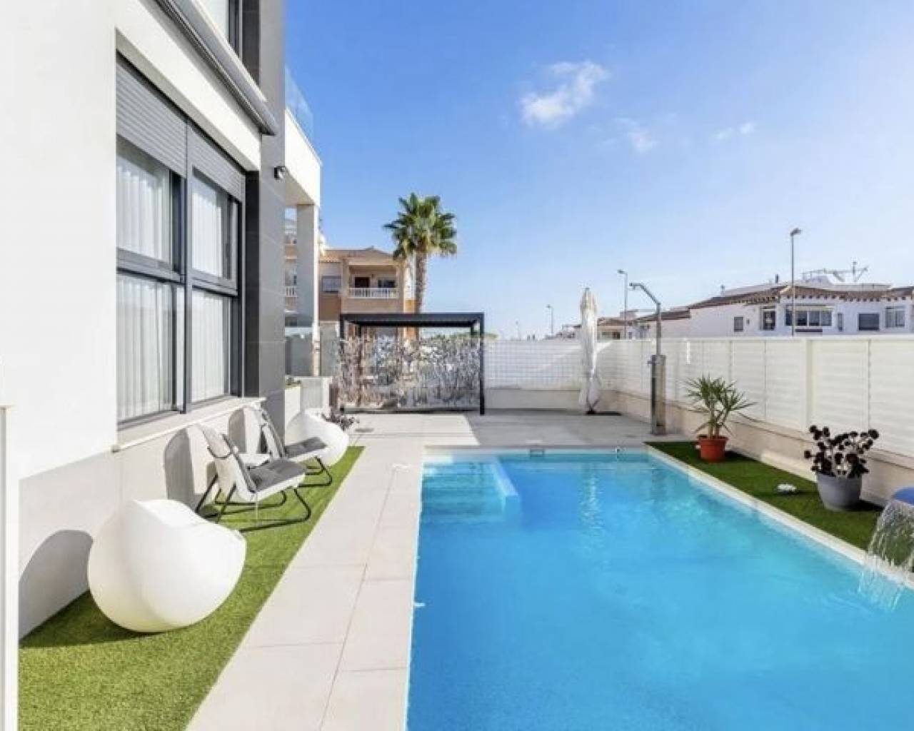 villa - Resale - Torrevieja - Torrevieja