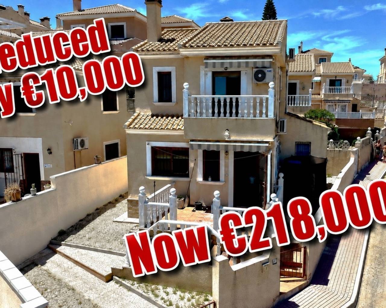 VILLA - Venta - Villamartin - Costa Blanca