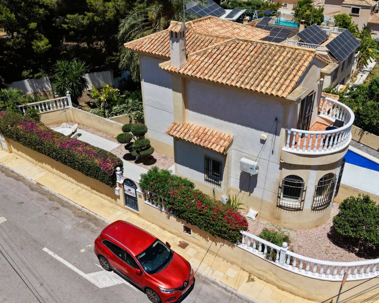 VILLA - Venta - Villamartin - Villamartin