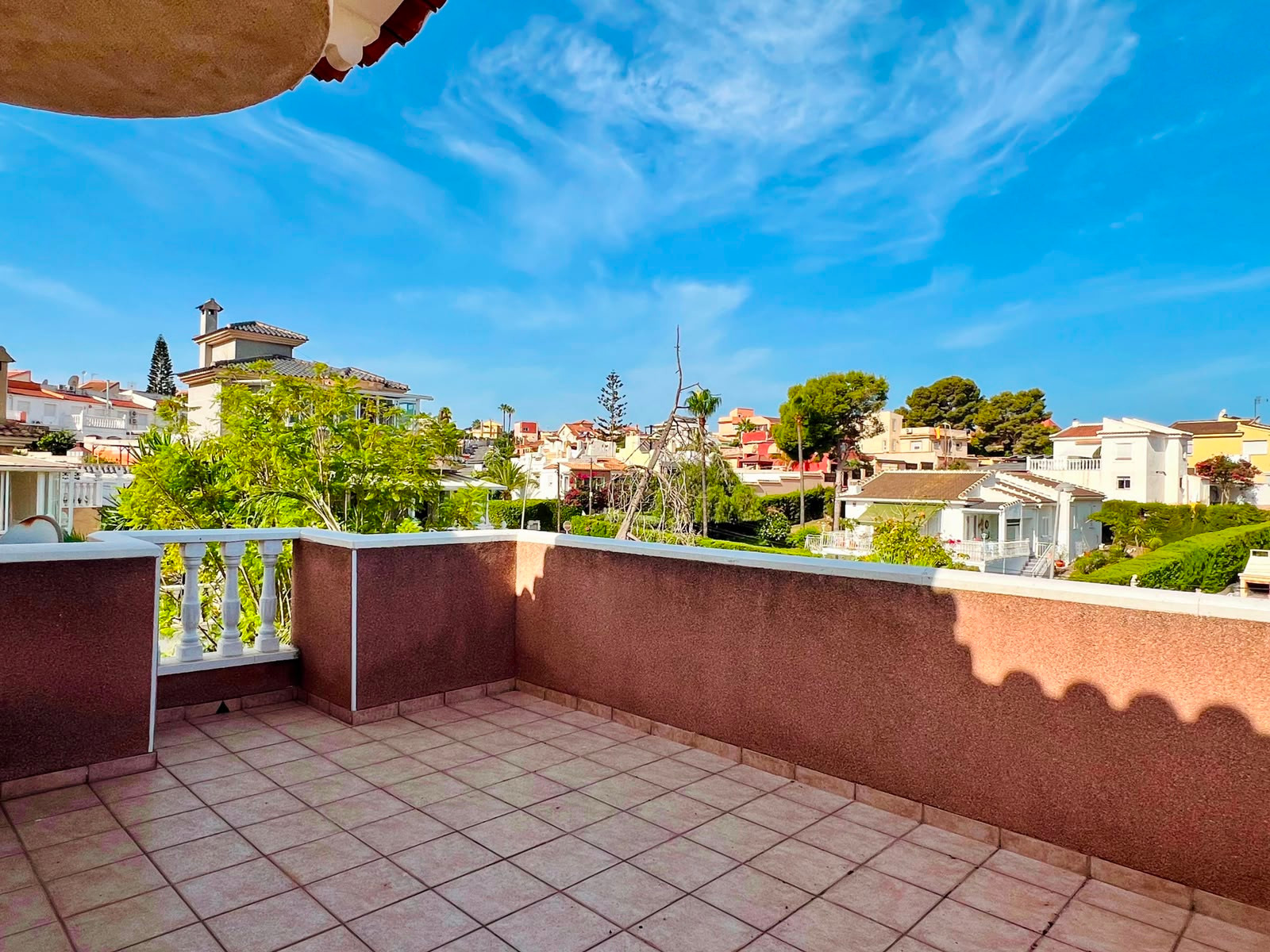 Vrijstaande villa te koop in Orihuela