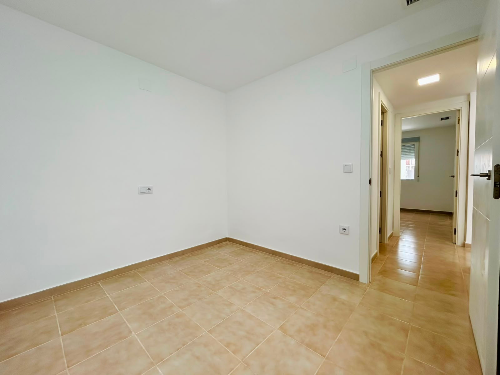 Bungalow te koop in La Siesta, Torrevieja