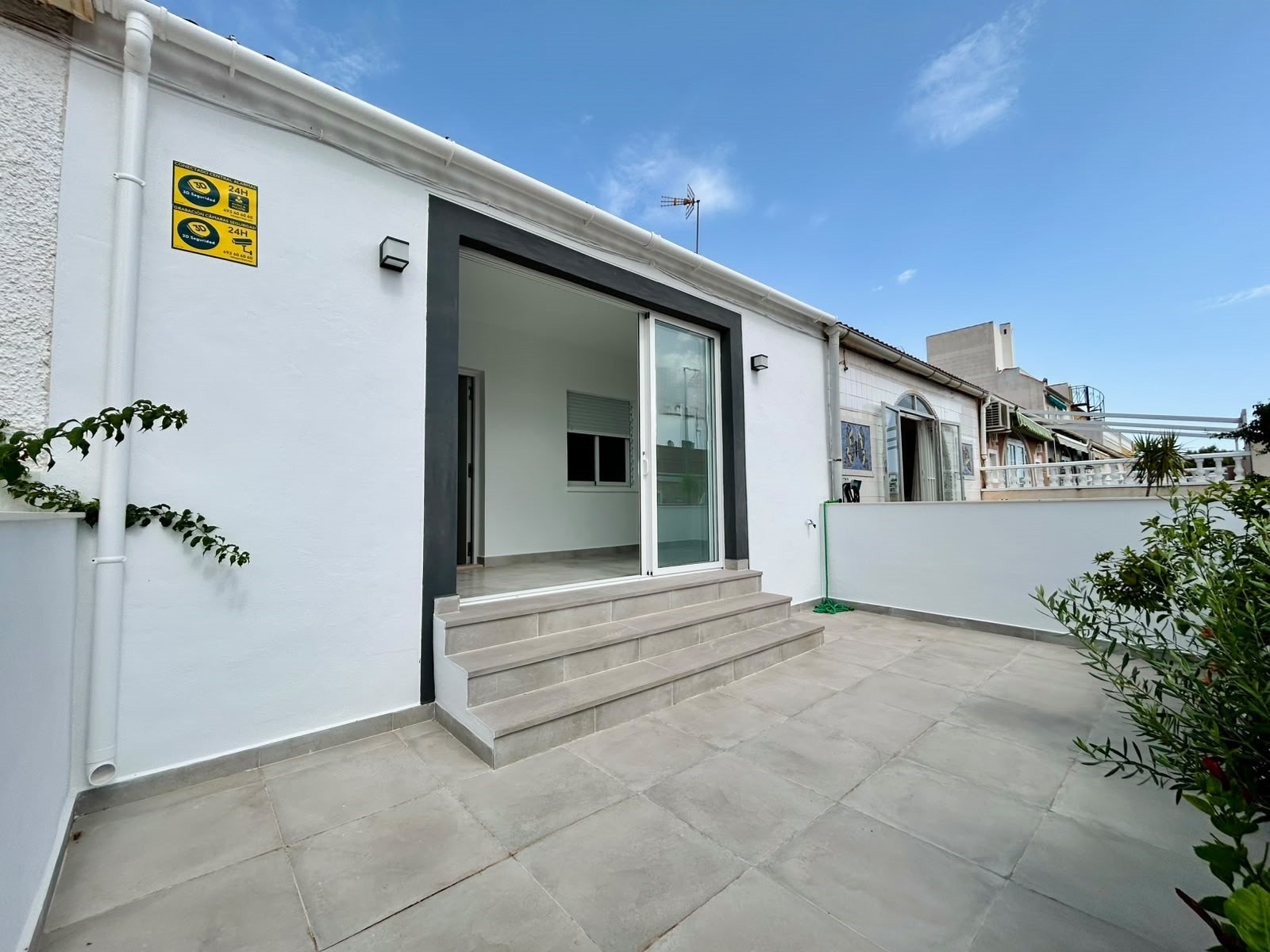 Bungalow te koop in La Siesta, Torrevieja