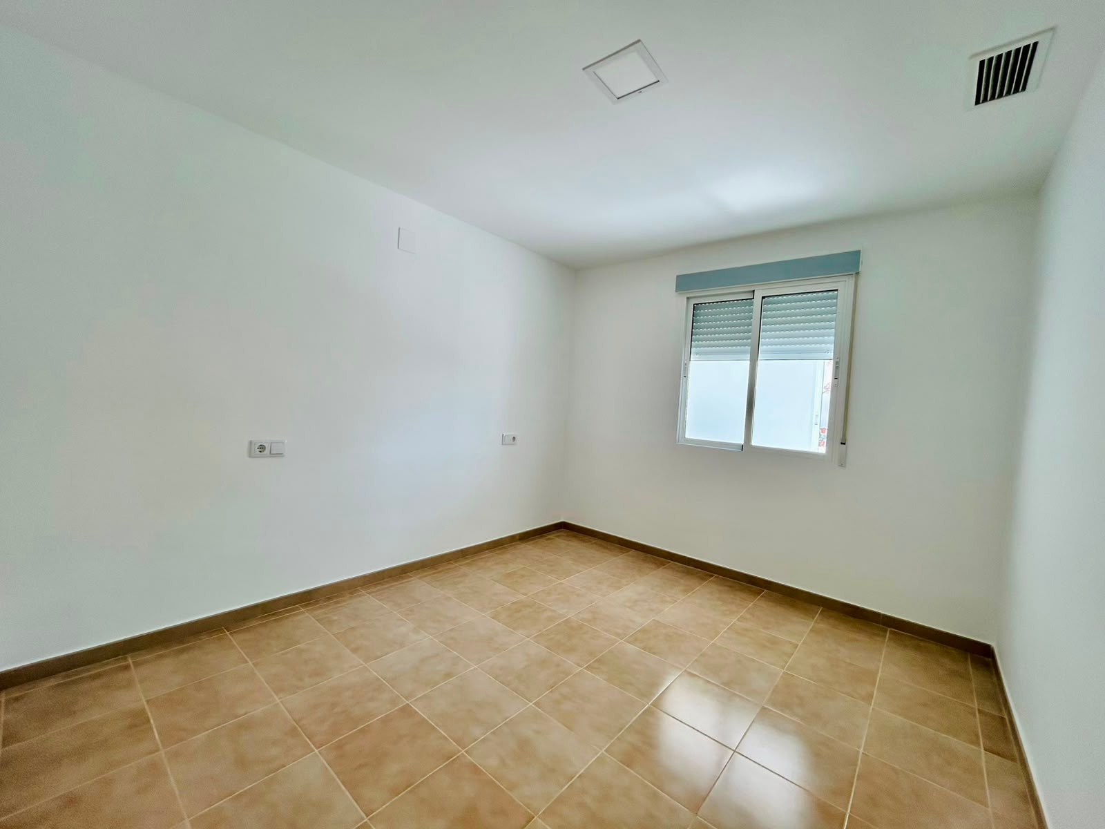 Bungalow te koop in La Siesta, Torrevieja